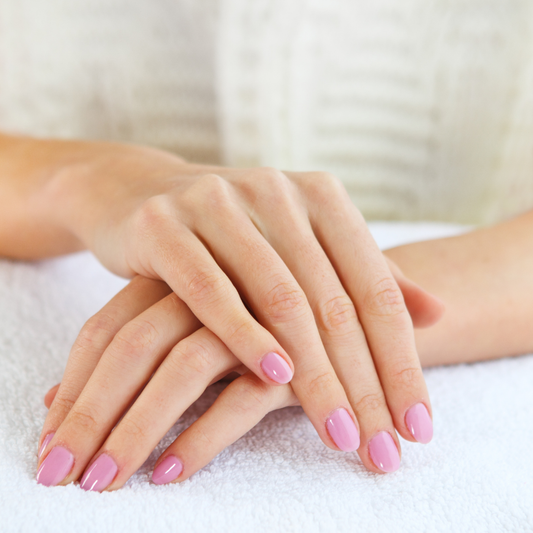 Pose de vernis semi-permanent